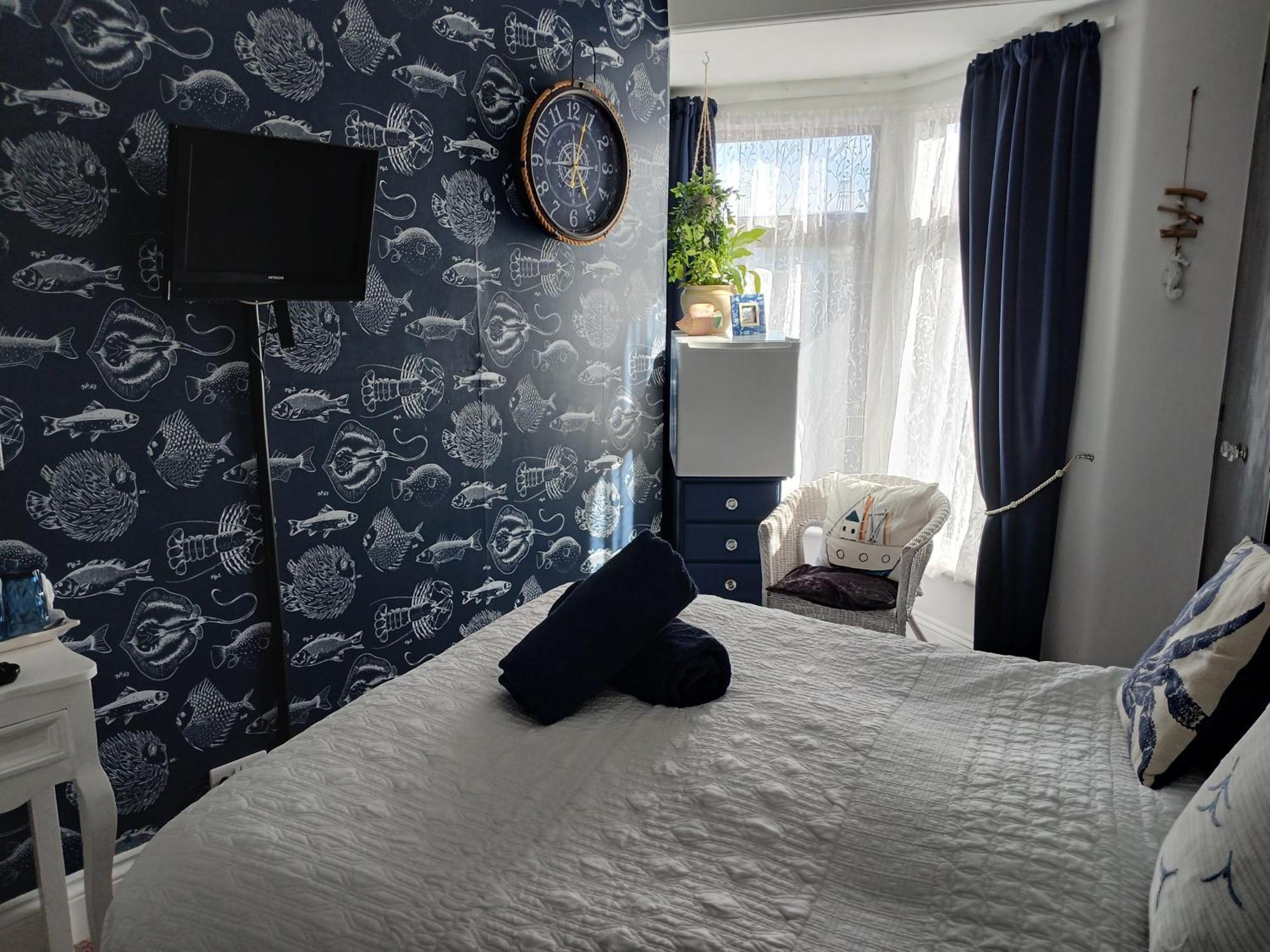 Marjune Guest House Weymouth Bagian luar foto