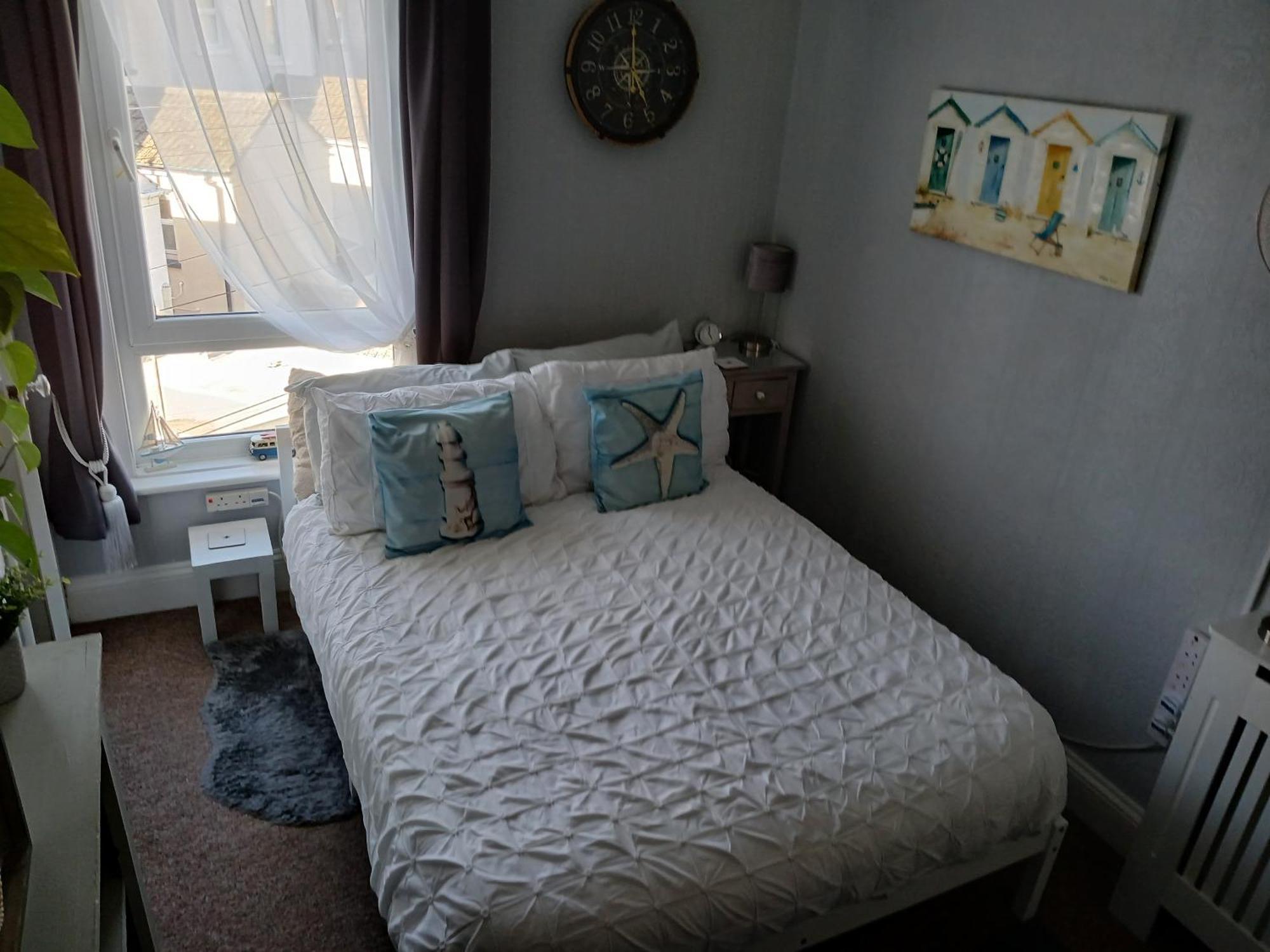 Marjune Guest House Weymouth Bagian luar foto